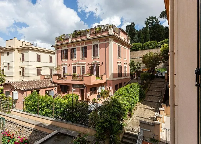 Karan's Aparment In Roma